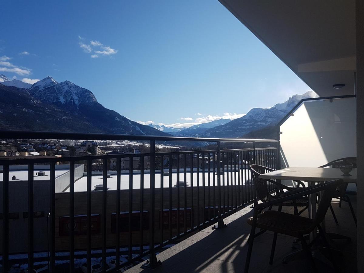 Appartement Le Michel Ange Briançon Exterior foto